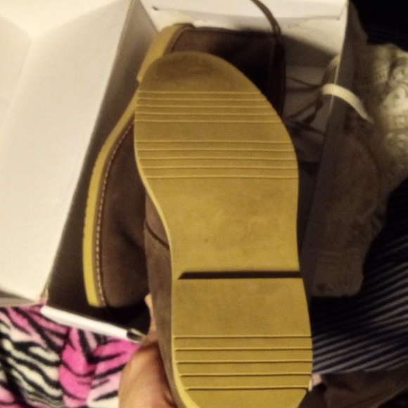 Banana Republic dress shoes main image 3